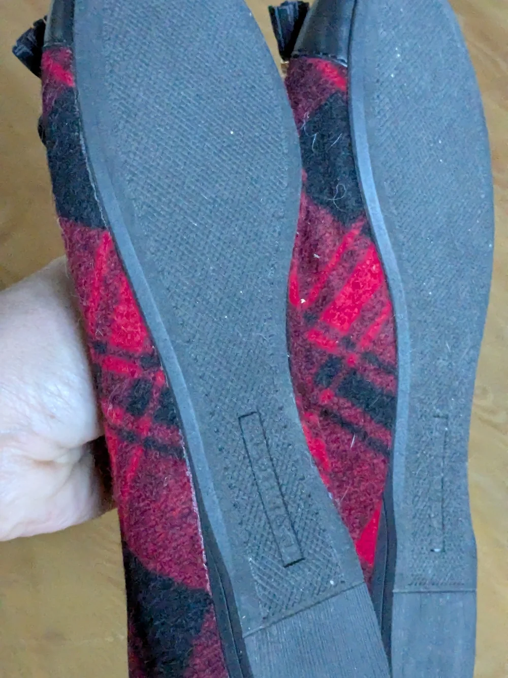New Talbots Plaid Tassel Ballet Flats in Red and Black Size 6